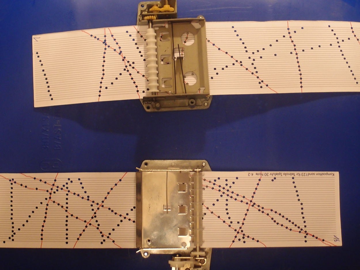 2018-02-13 2 Spieluhren (neue Resonanz)